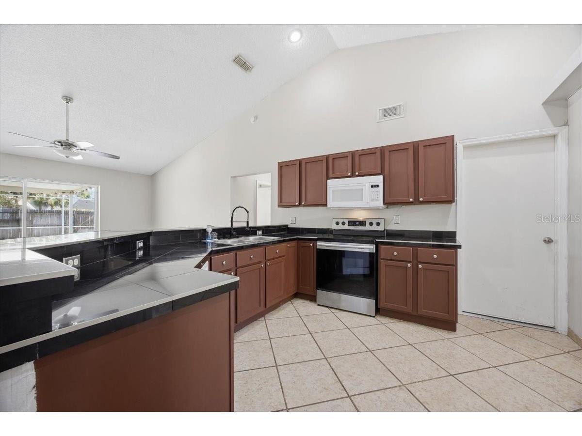 364 Nevada Loop Road Davenport FL 33897 O6381453 image8