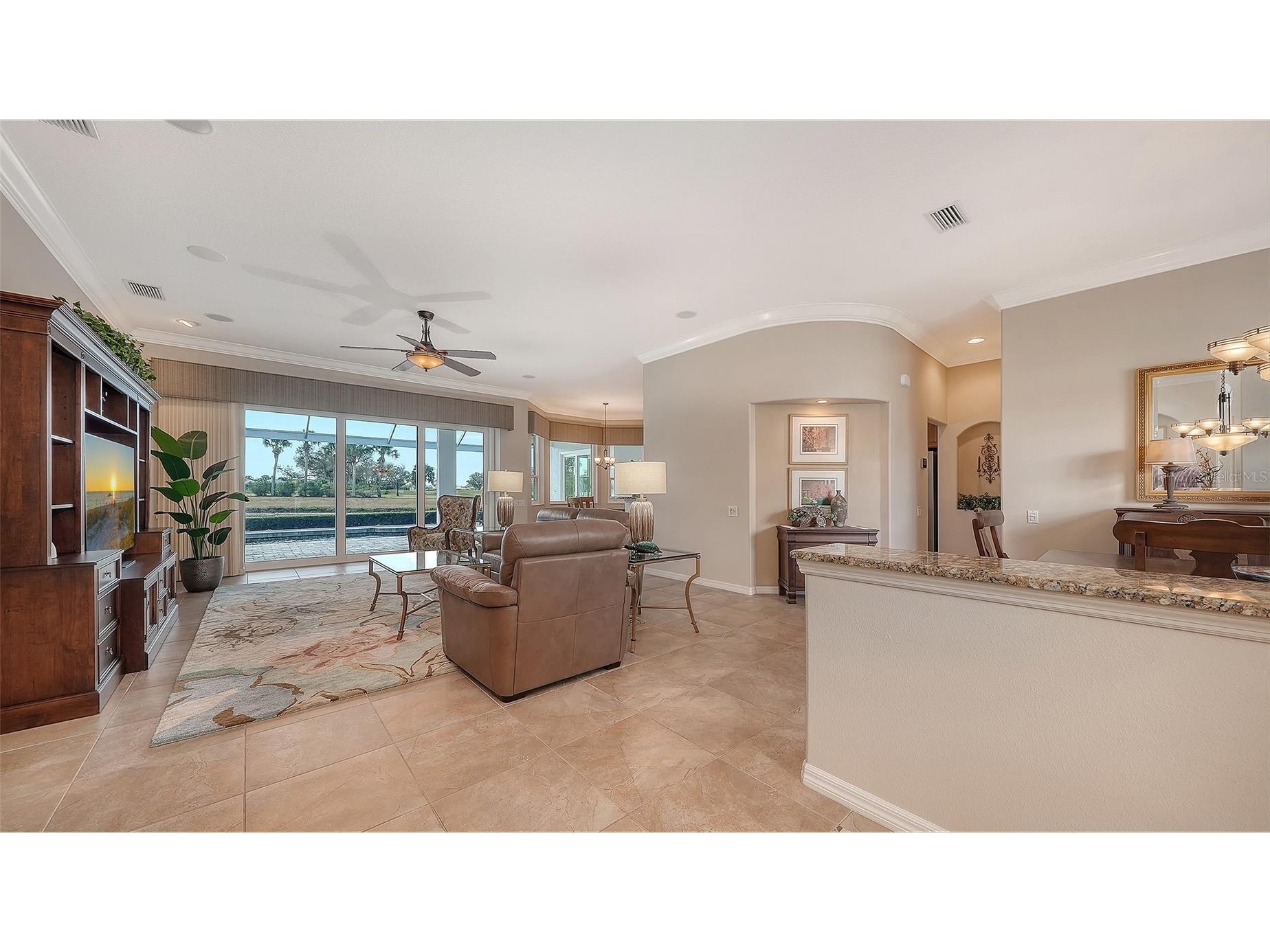 364 Swallow Circle Venice FL 34285 N6143155 image3