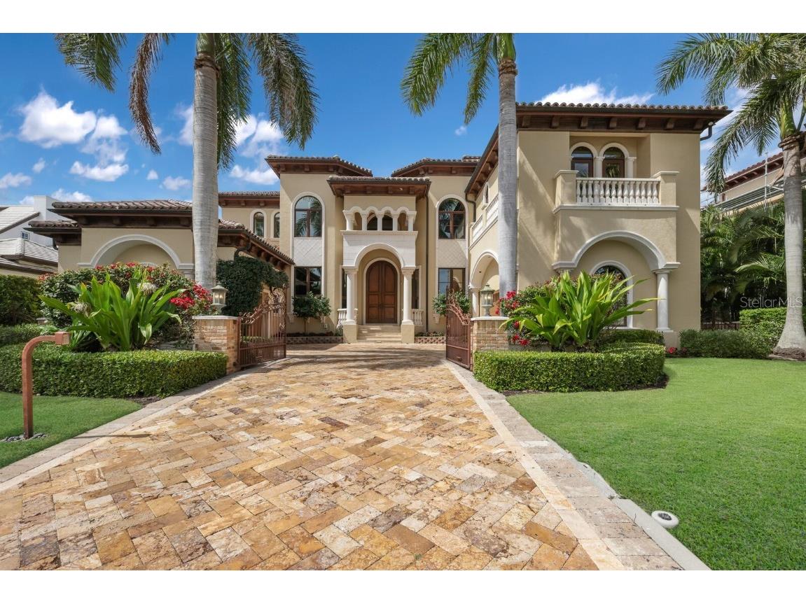 364 W Royal Flamingo Drive Sarasota FL 34236 - SARASOTA BAY A4602545 image1