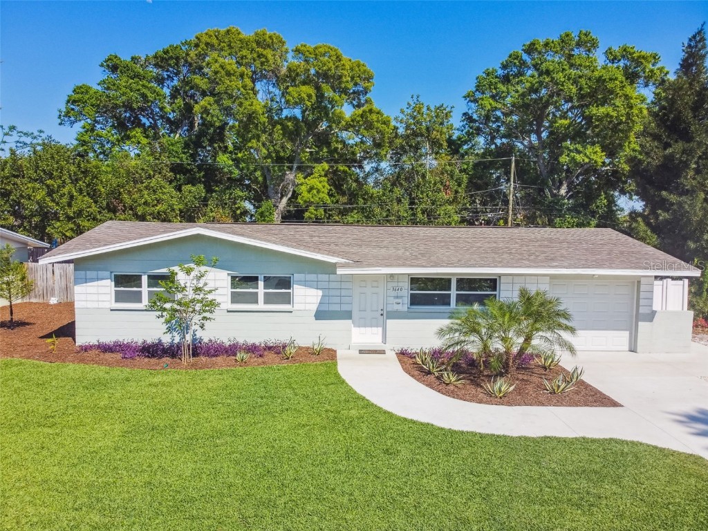 3640 Searobin Drive SE Saint Petersburg FL 33705 U8196527 image1