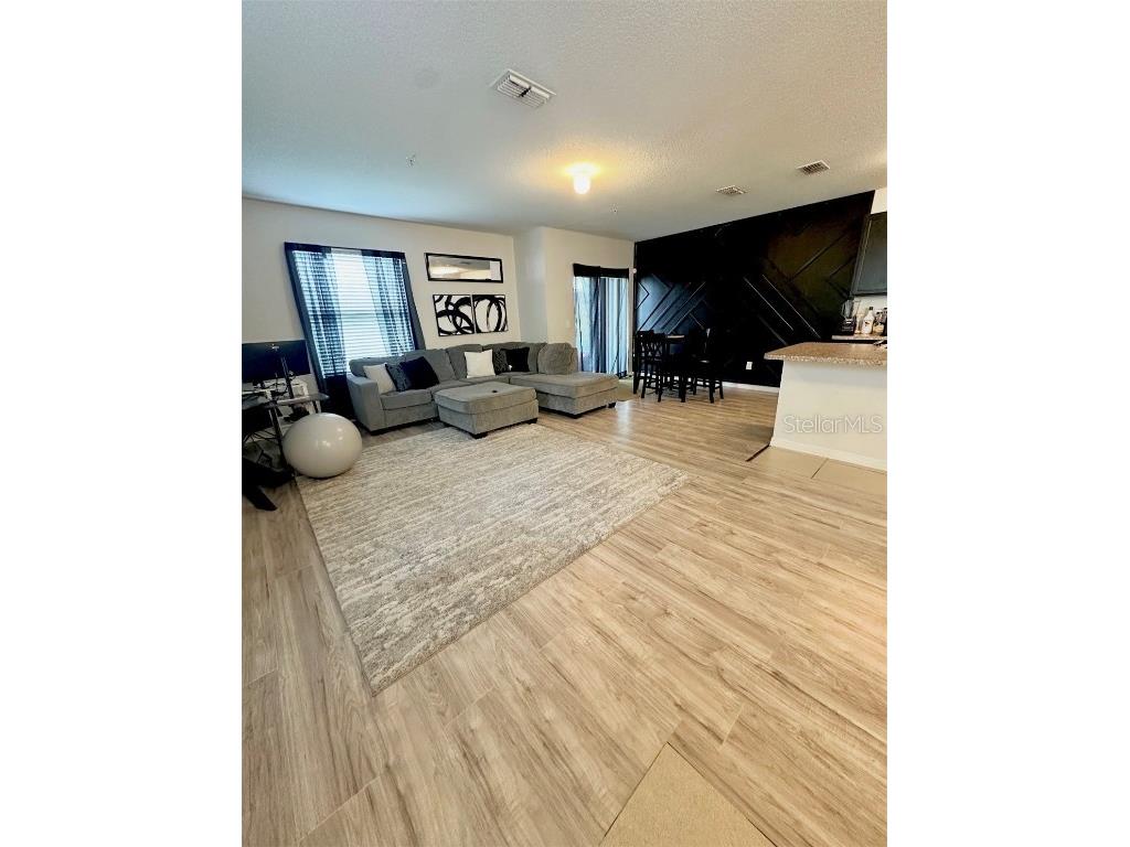 3640 Seneca Club Loop #46-103 Orlando FL 32808 O6356665 image2