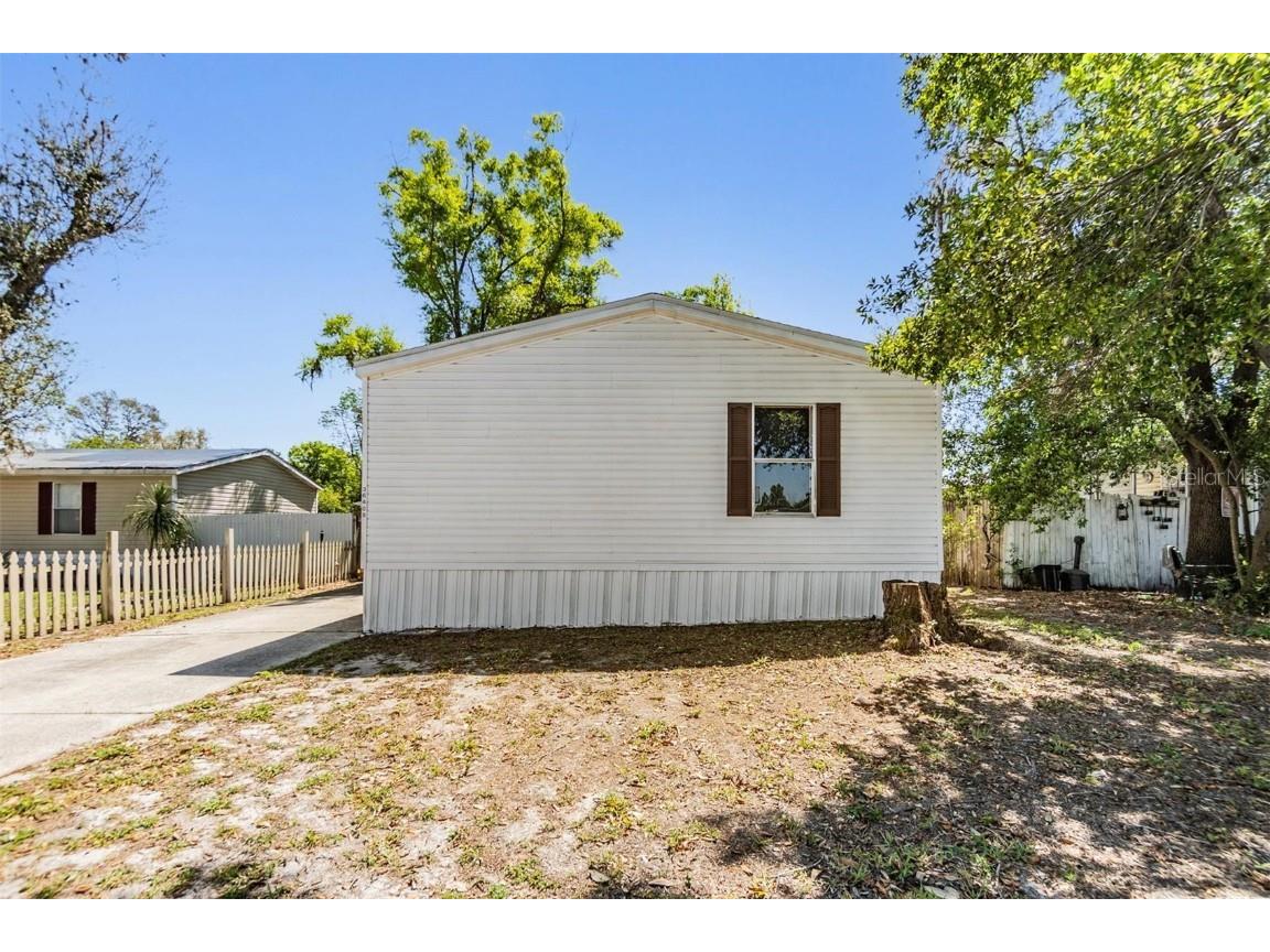 36408 Teakwood Avenue Zephyrhills FL 33541 TB8365031 image1