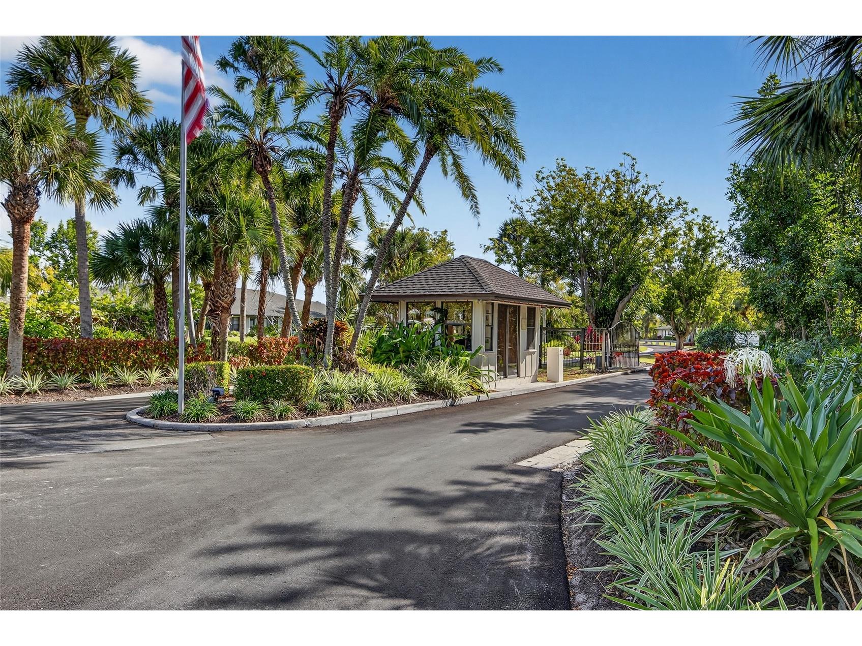 3641 Gleneagle Drive #12D Sarasota FL 34238 - ELIGRAW BAYOU C7519331 image35