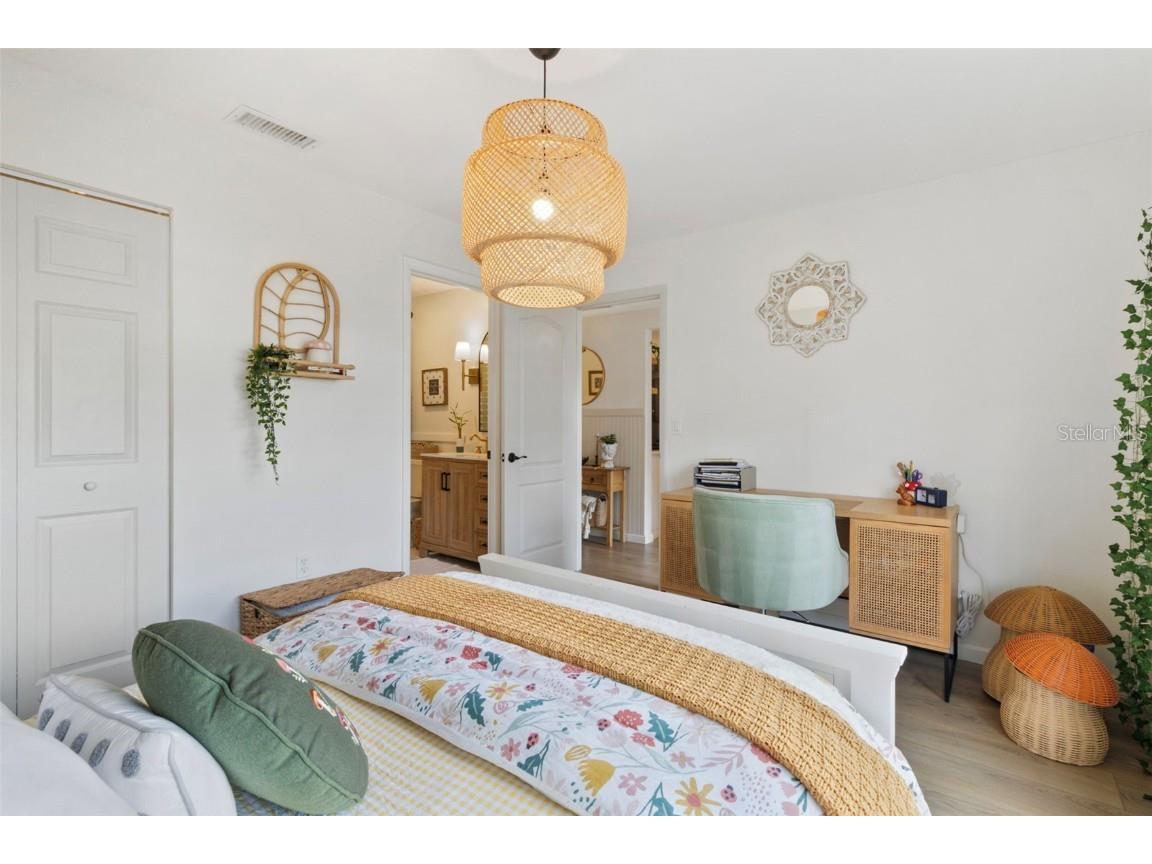 3641 Longmeadow #33 Sarasota FL 34235 N6141096 image14