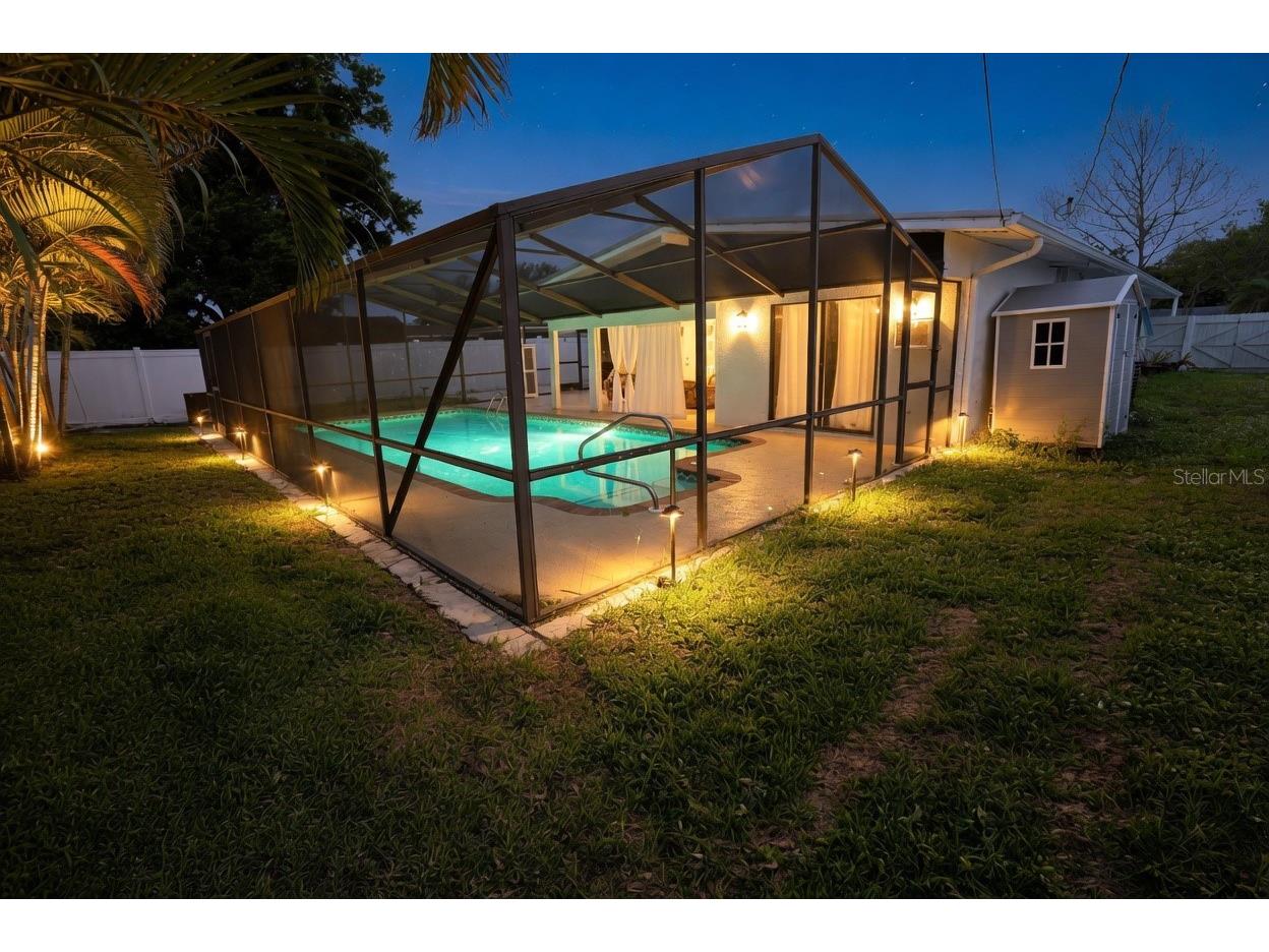 3641 Stokes Drive Sarasota FL 34232 A4698928 image18