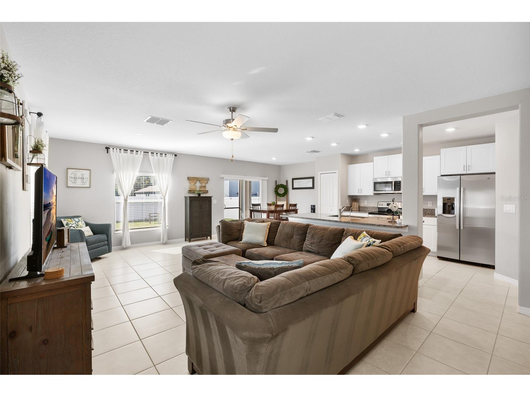 36412 Garden Wall Way Zephyrhills FL 33541 TB8460141 image1