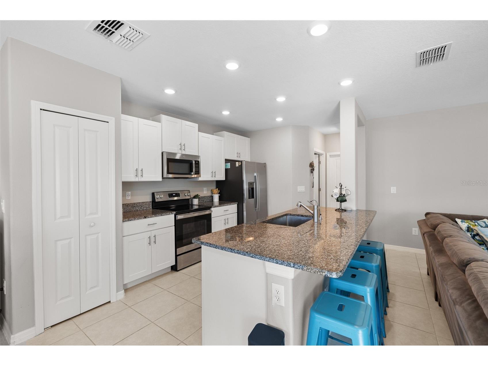 36412 Garden Wall Way Zephyrhills FL 33541 TB8460141 image36