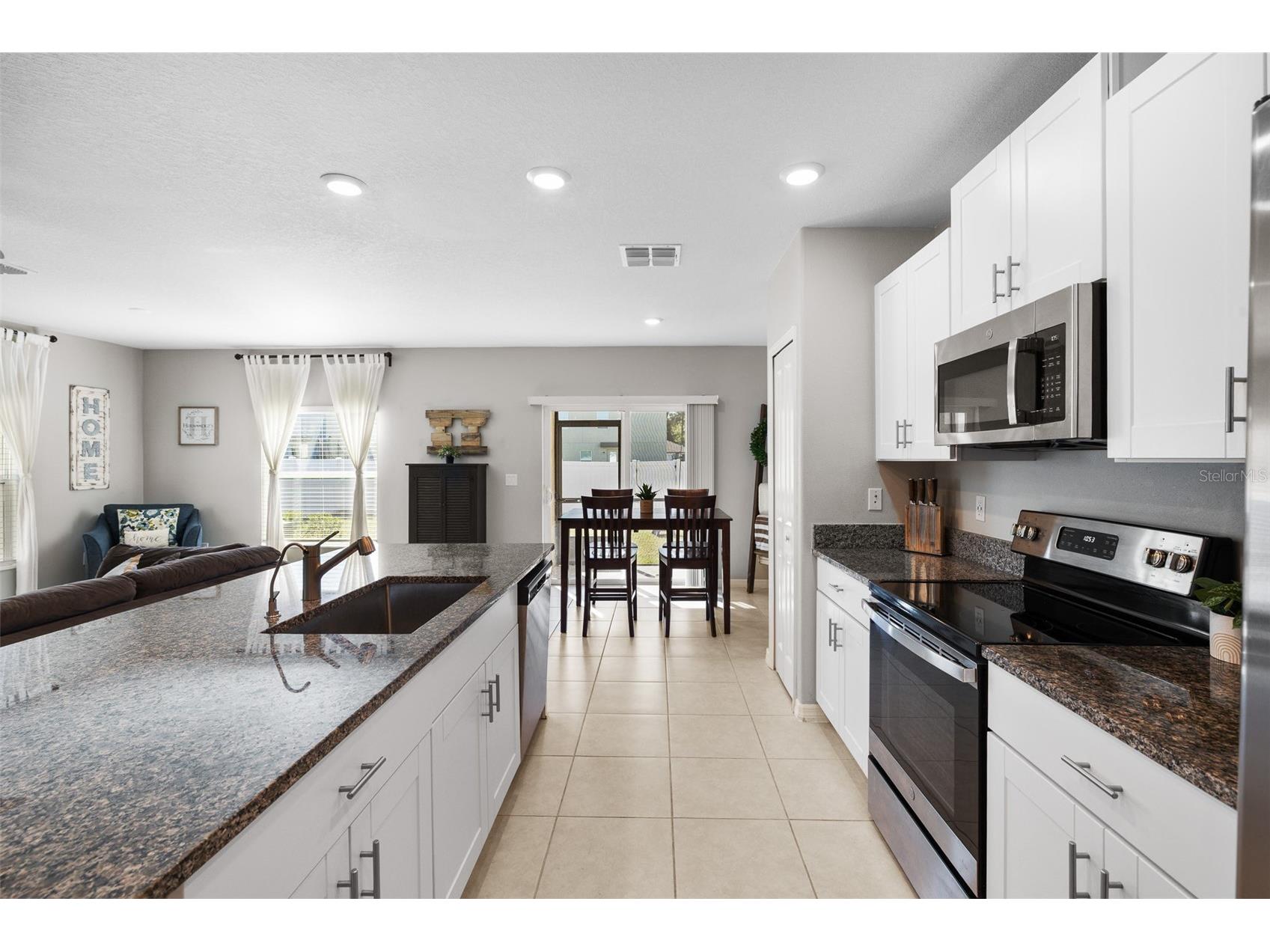 36412 Garden Wall Way Zephyrhills FL 33541 TB8460141 image38