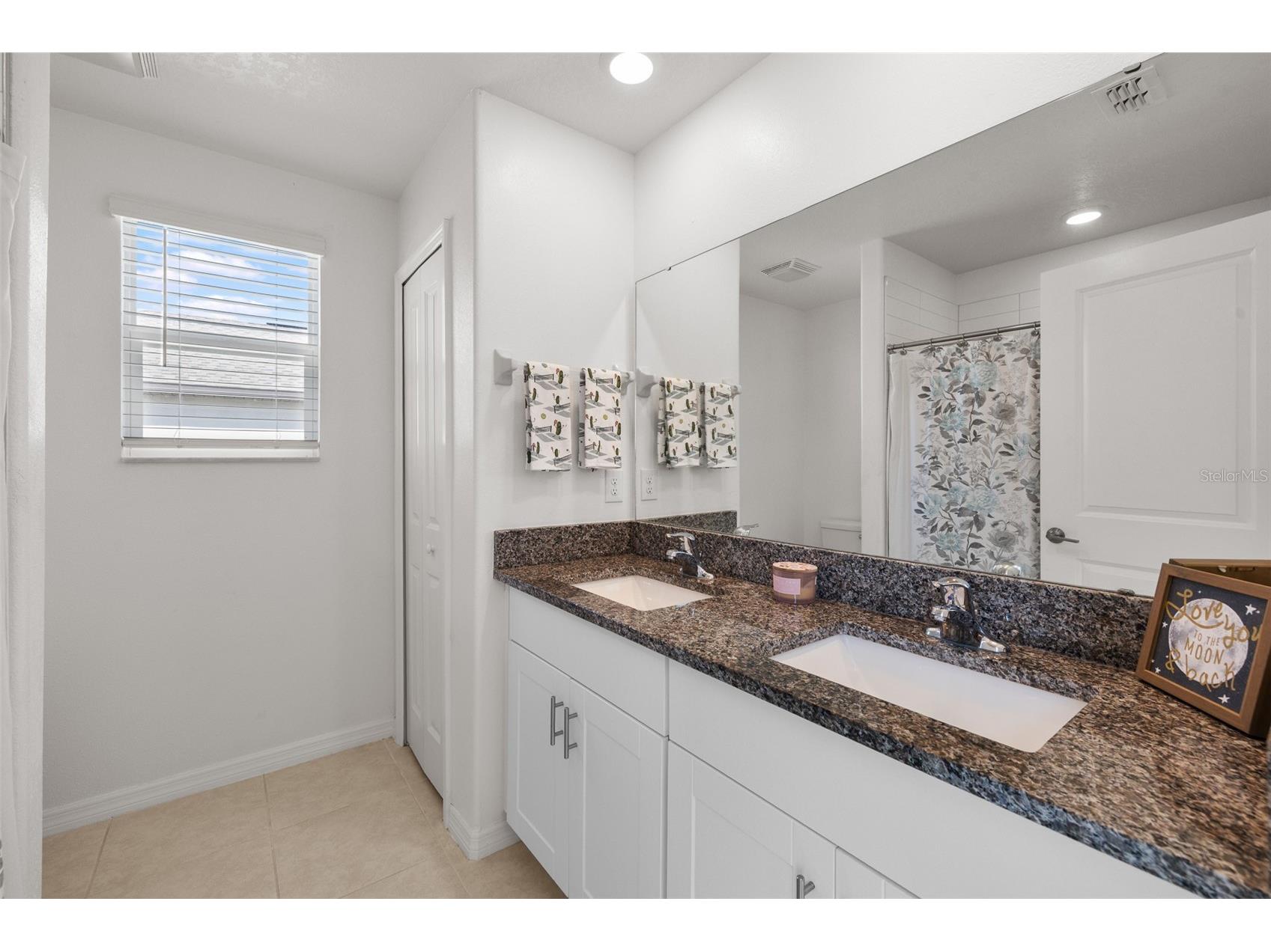 36412 Garden Wall Way Zephyrhills FL 33541 TB8460141 image42
