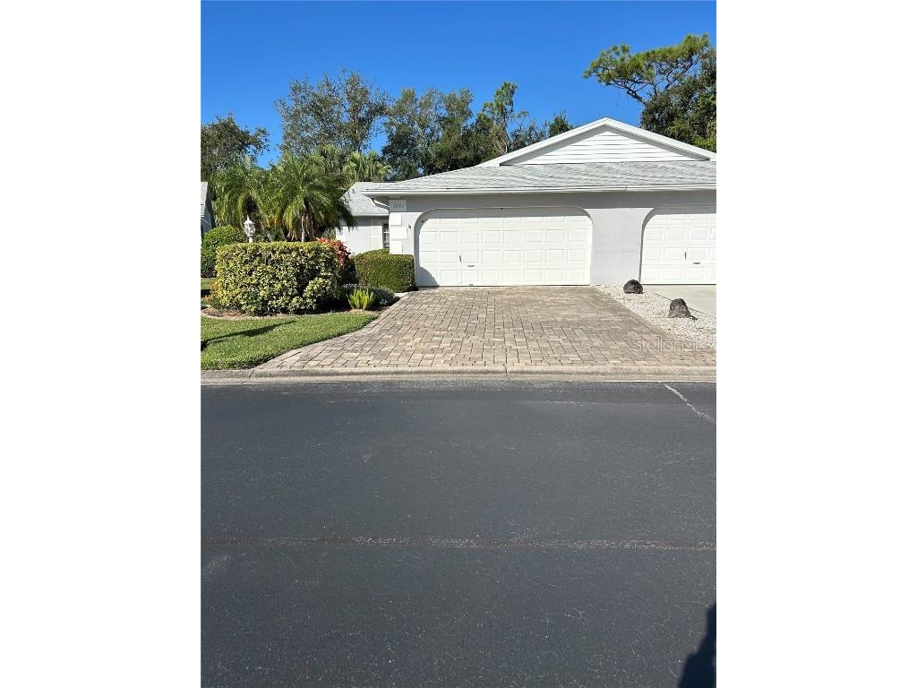 3642 Bonaventure Court Sarasota FL 34243 A4667518 image1