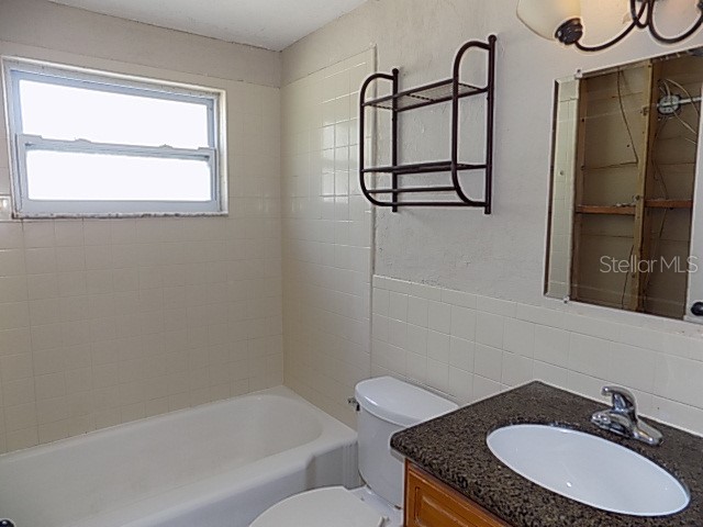3642 Dover Drive Sarasota FL 34235 A4689634 image16