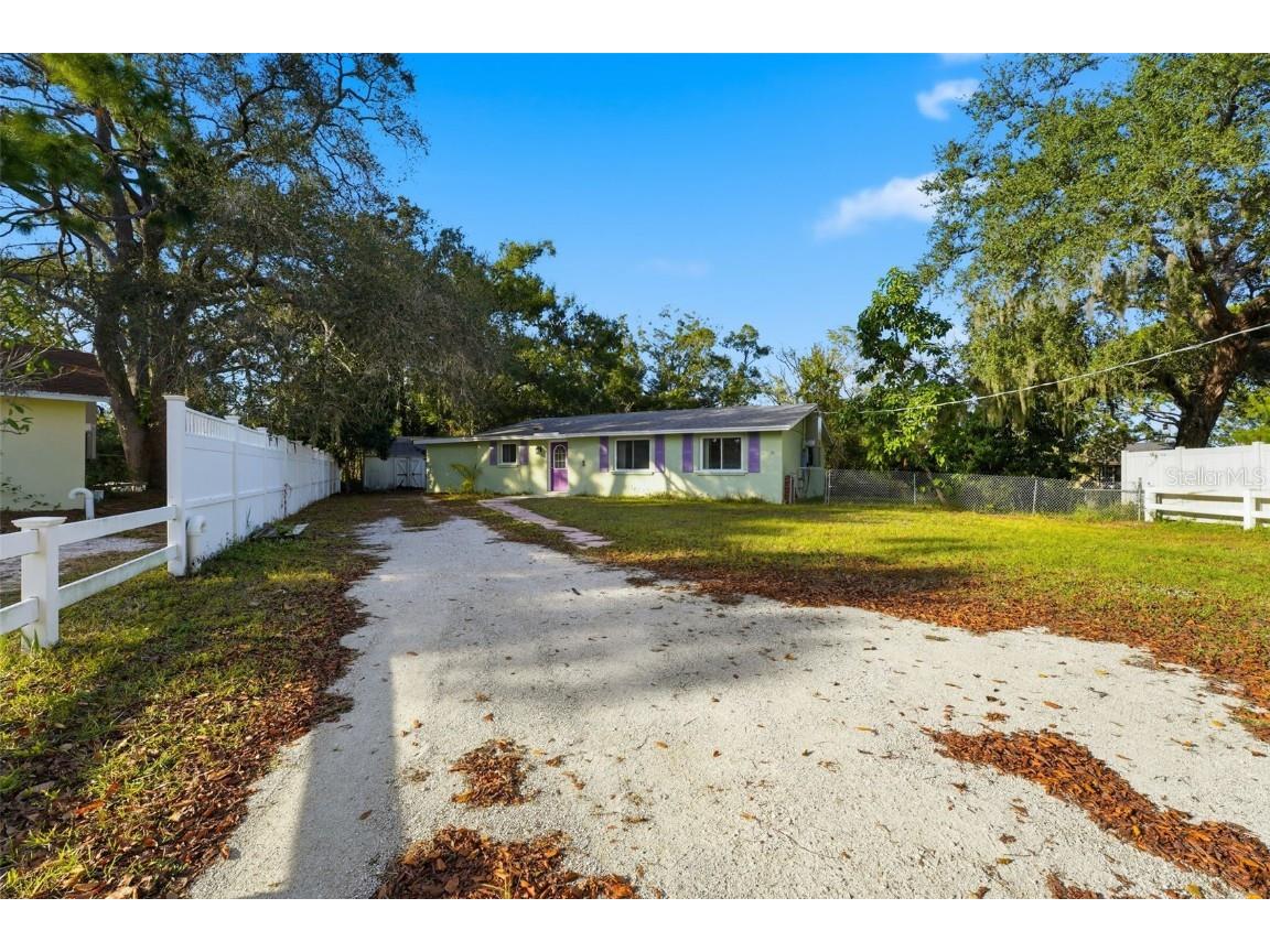3642 Radnor Place Sarasota FL 34232 A4675036 image2