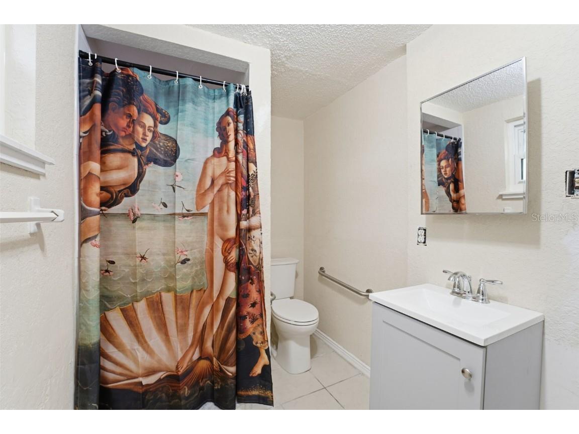 3642 Radnor Place Sarasota FL 34232 A4675036 image22