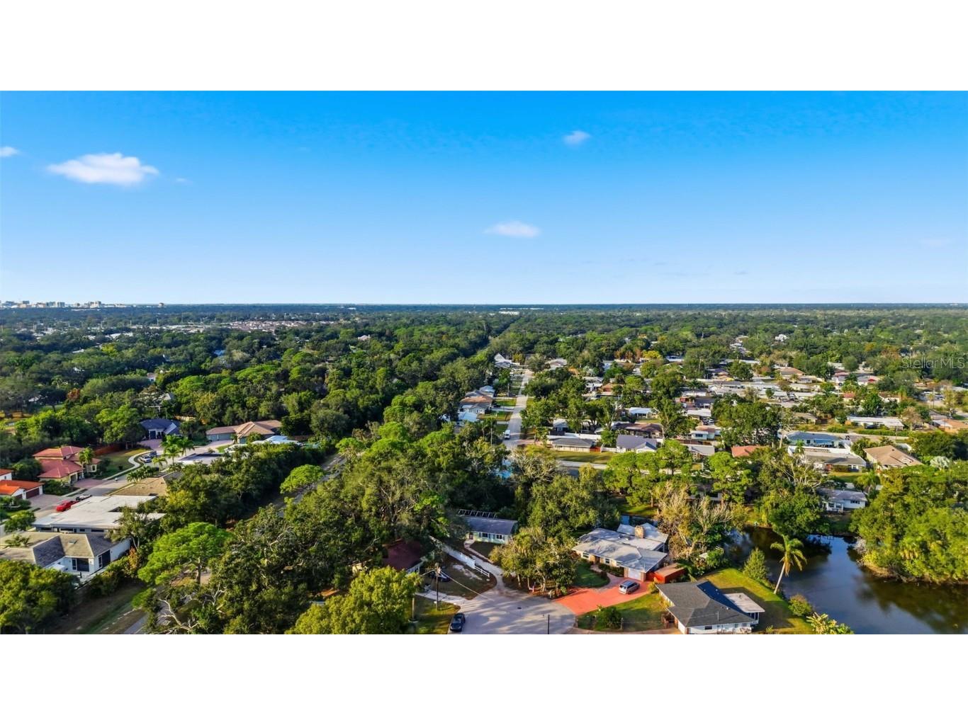 3642 Radnor Place Sarasota FL 34232 A4675036 image31