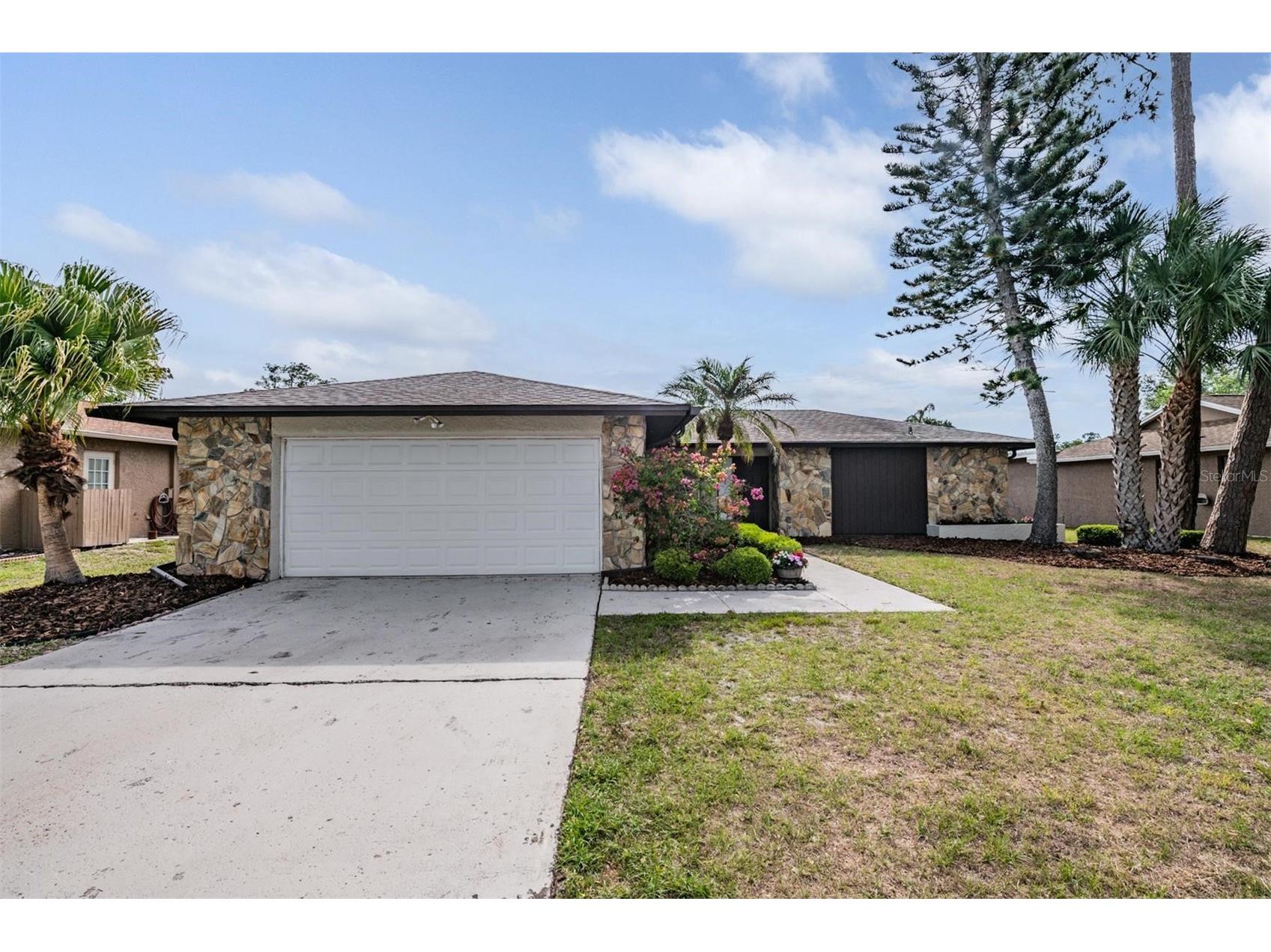 3643 Fairway Forest Circle Palm Harbor FL 34685 TB8499957 image3