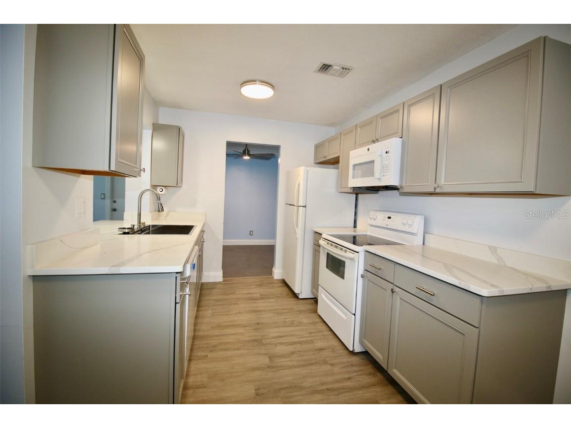 3643 Mainlands Boulevard N Pinellas Park FL 33782 TB8405208 image22