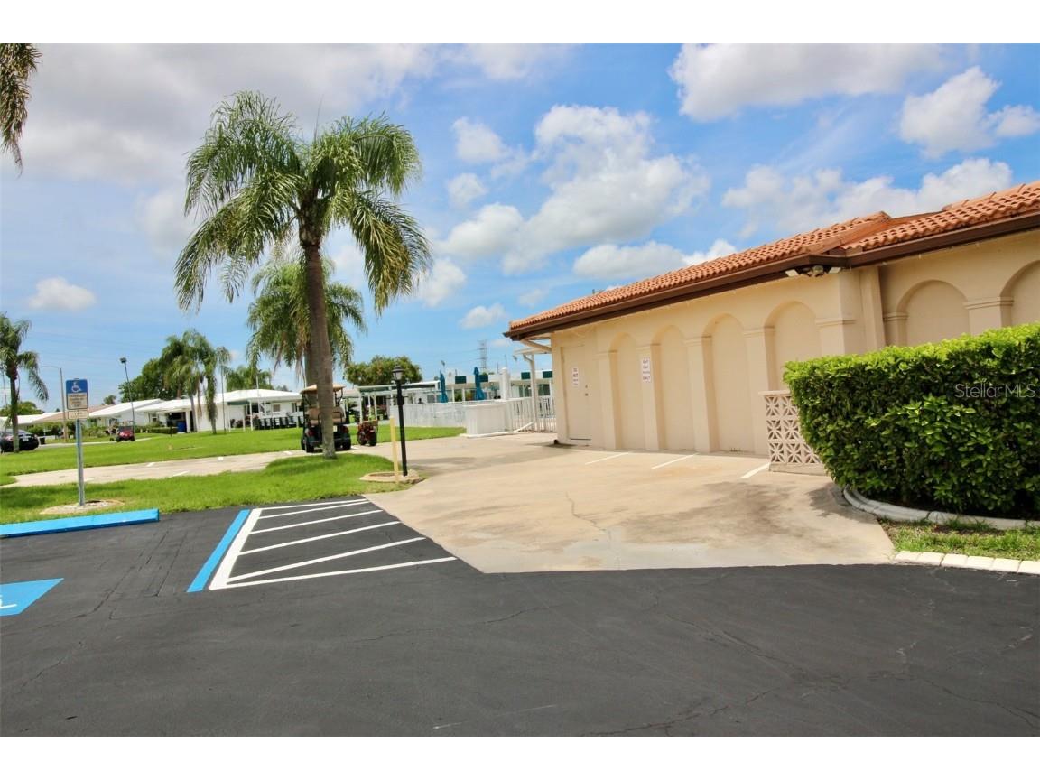 3643 Mainlands Boulevard N Pinellas Park FL 33782 TB8405208 image41