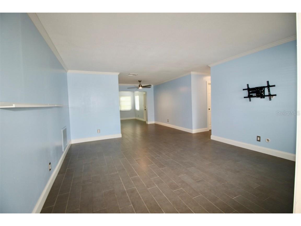 3643 Mainlands Boulevard N Pinellas Park FL 33782 TB8405208 image9