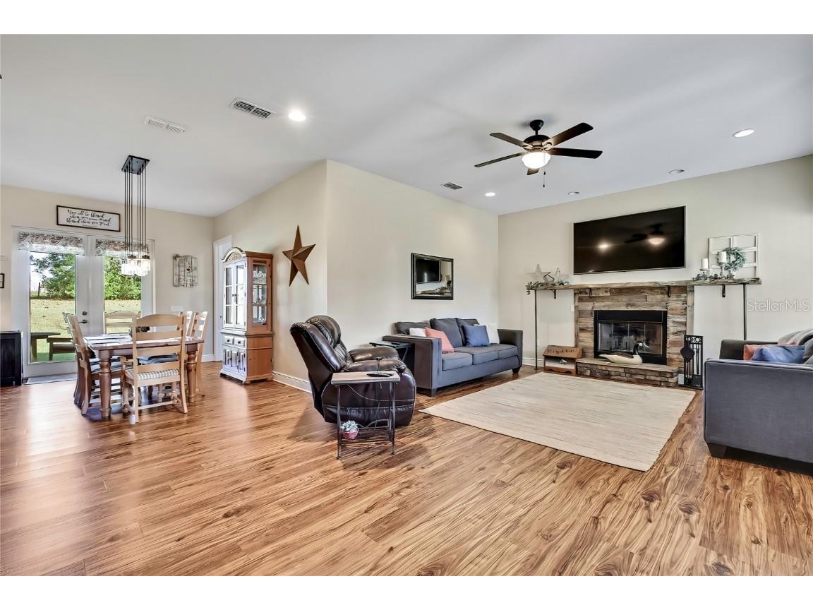 36431 Florrie Mae Lane Dade City FL 33523 W7880574 image32