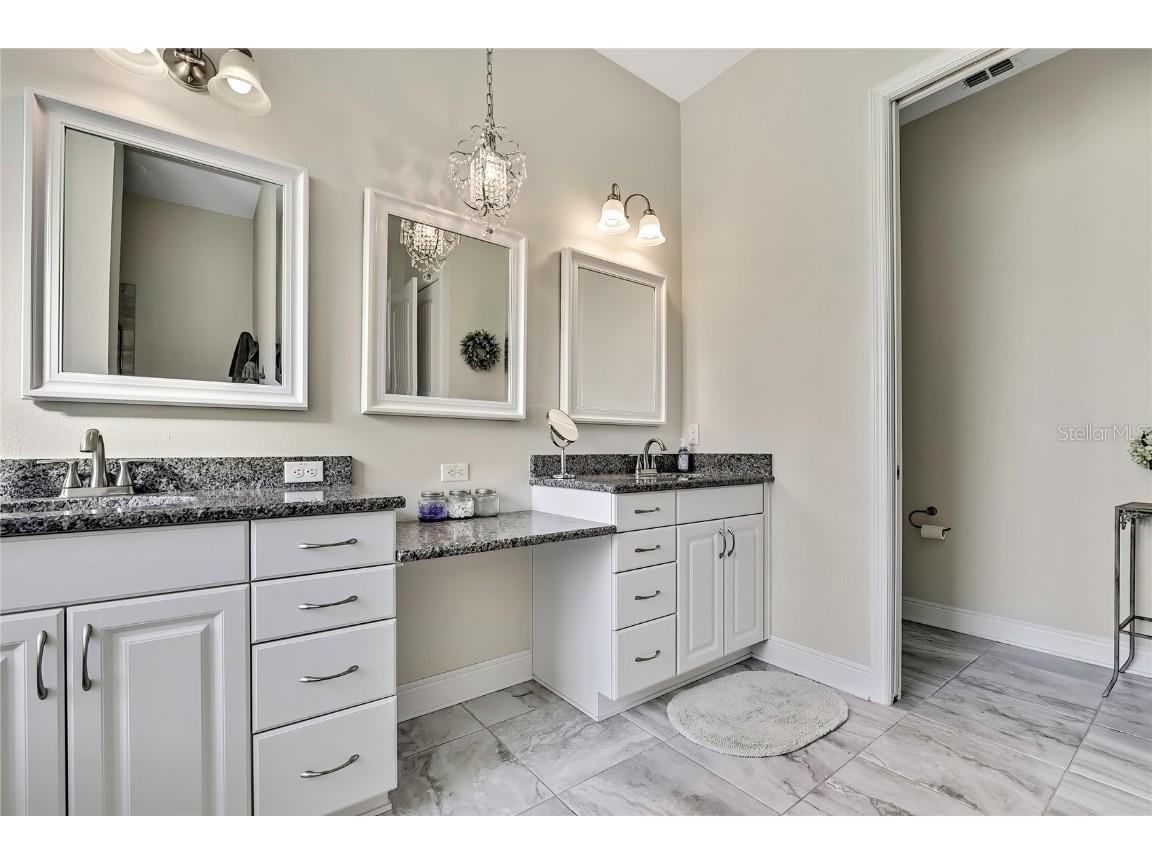 36431 Florrie Mae Lane Dade City FL 33523 W7880574 image36