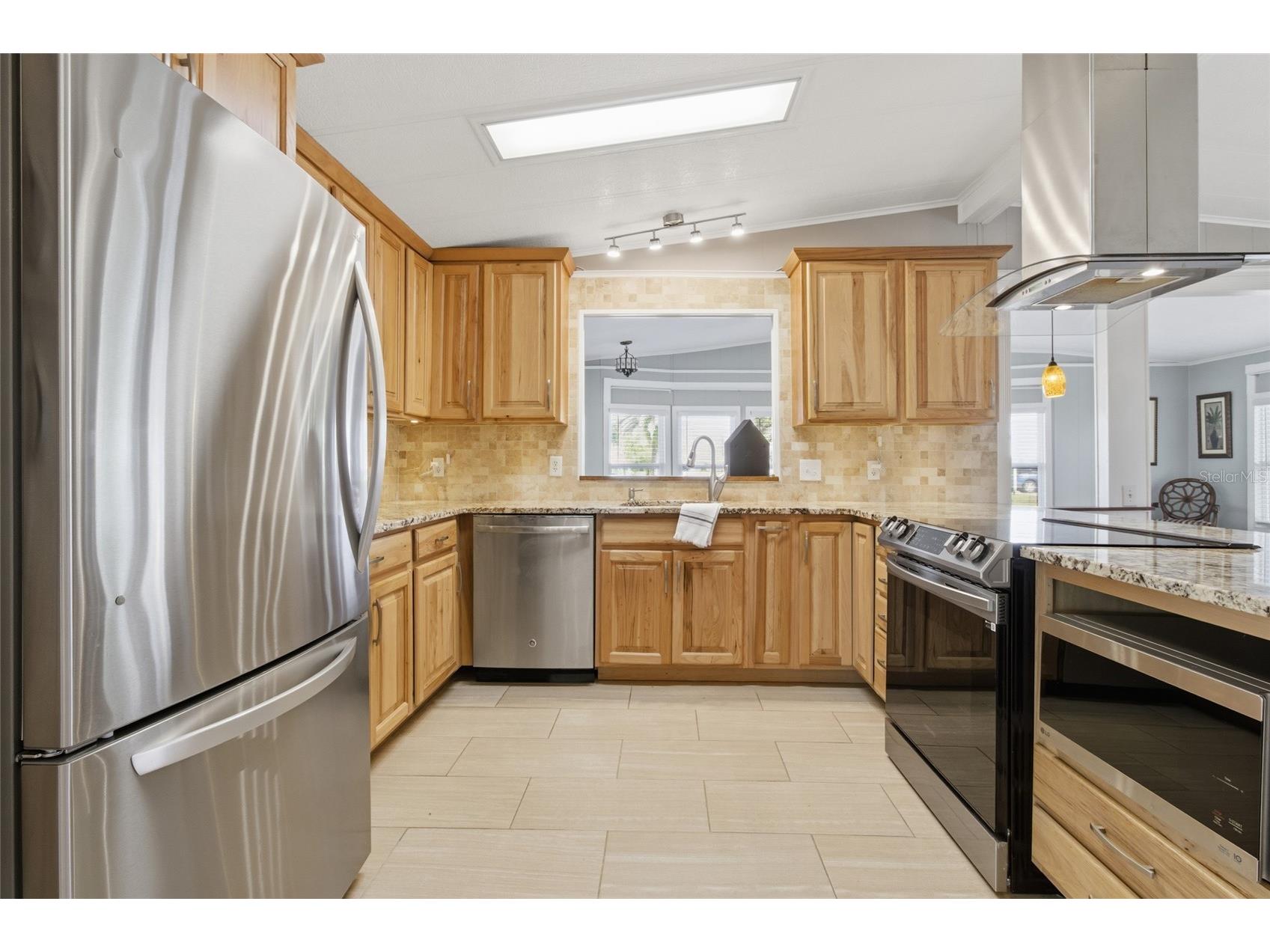 36434 Malibu Way Zephyrhills FL 33541 TB8463908 image8