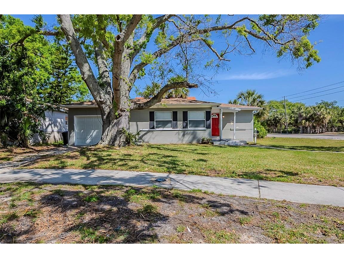 3645 6th Street S Saint Petersburg FL 33705 O6292418 image1