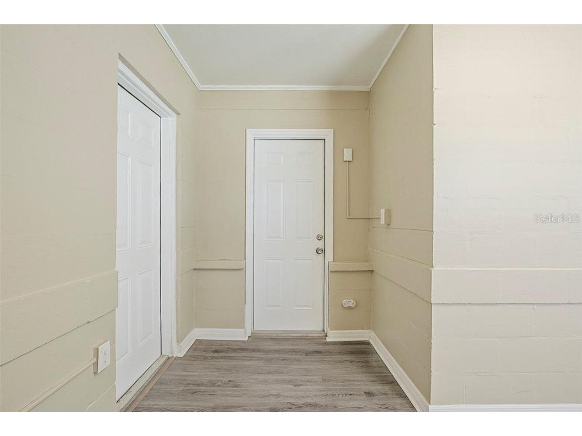 3645 6th Street S Saint Petersburg FL 33705 O6292418 image18