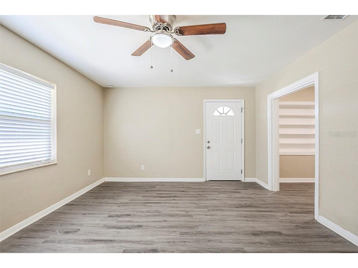 3645 6th Street S Saint Petersburg FL 33705 O6292418 image4