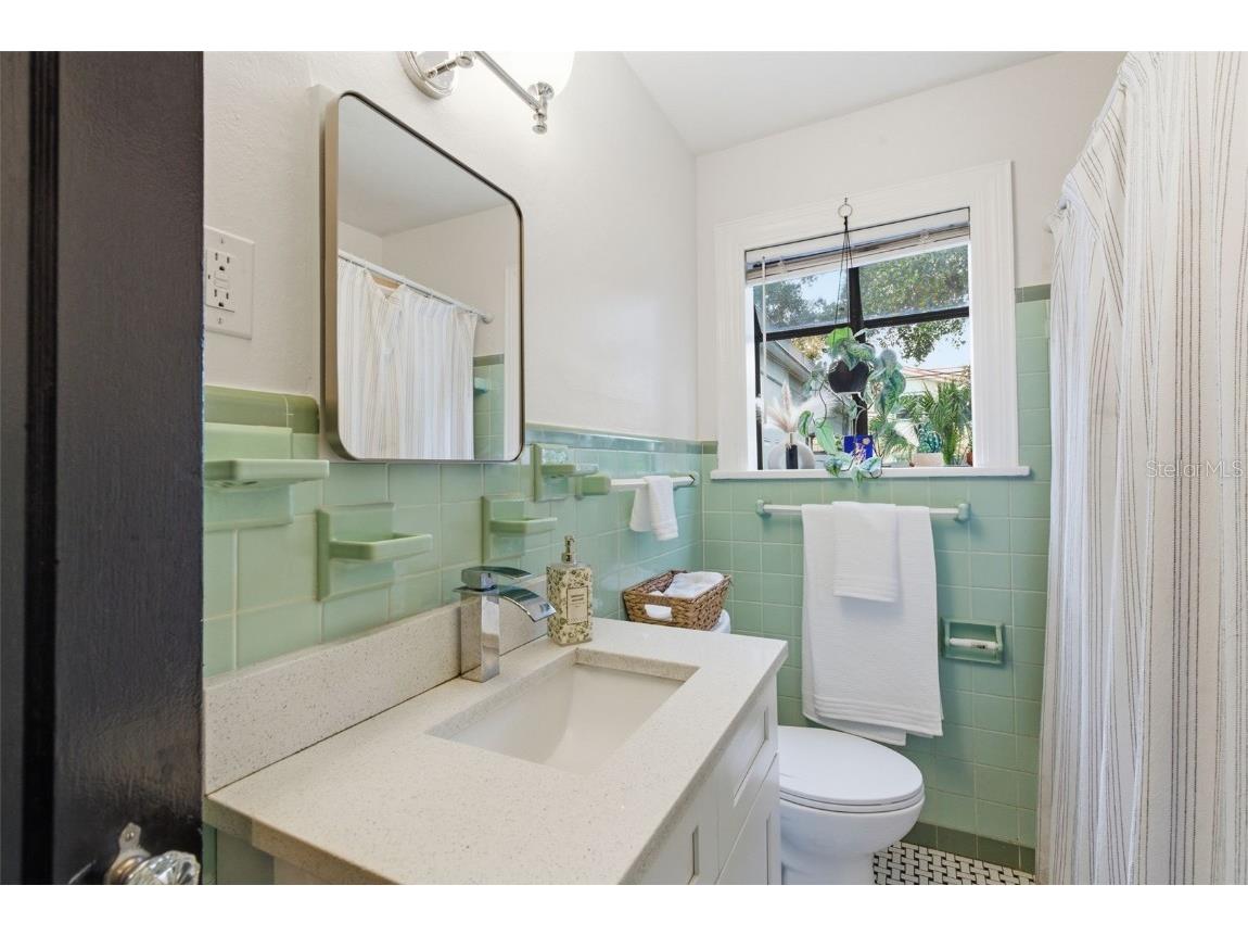 3645 Dartmouth Avenue N Saint Petersburg FL 33713 TB8446359 image15