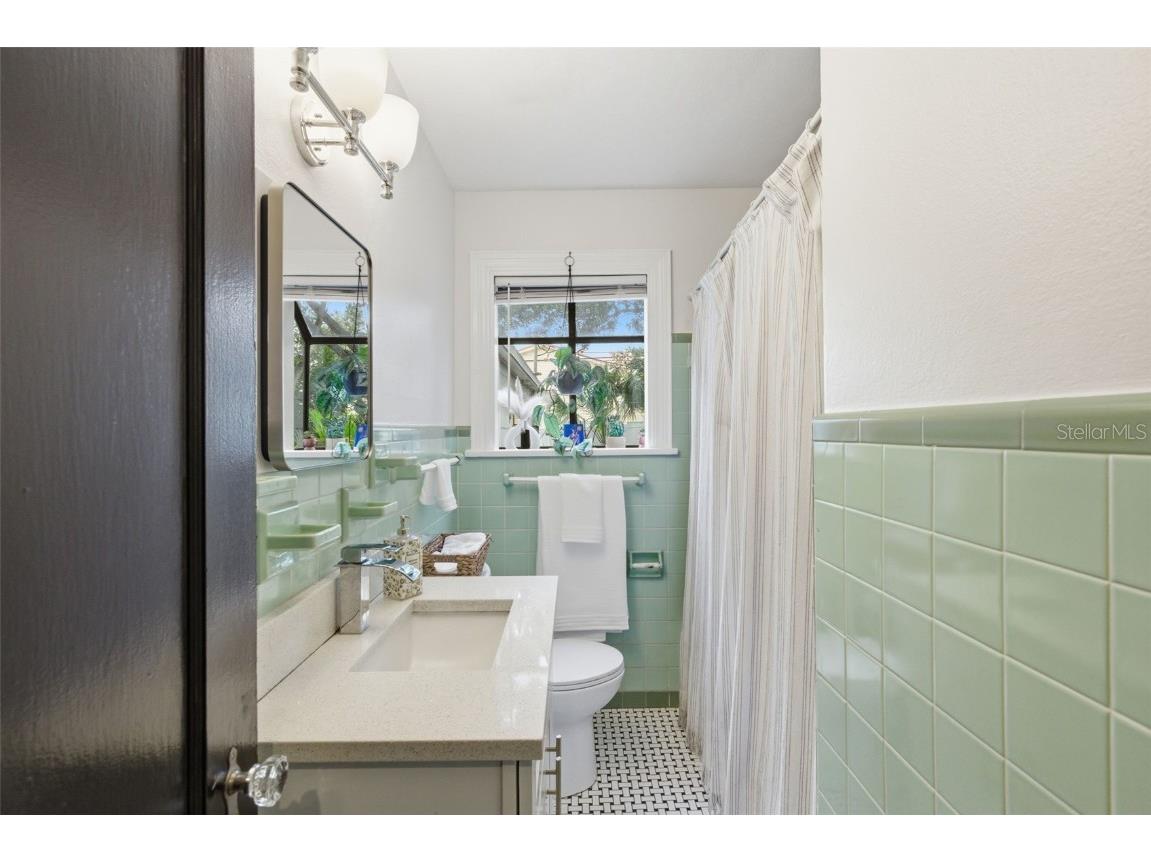 3645 Dartmouth Avenue N Saint Petersburg FL 33713 TB8446359 image16