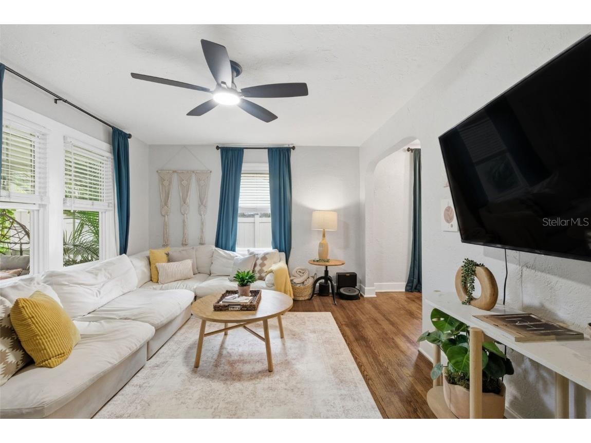 3645 Dartmouth Avenue N Saint Petersburg FL 33713 TB8446359 image8