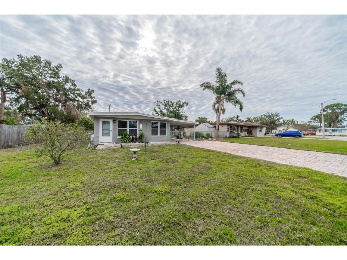 3645 Lokai Place Sarasota FL 34232 TB8339998 image2