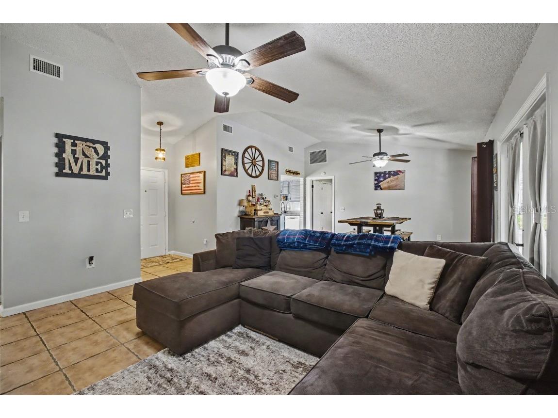 36464 Doral Drive Grand Island FL 32735 O6368184 image4