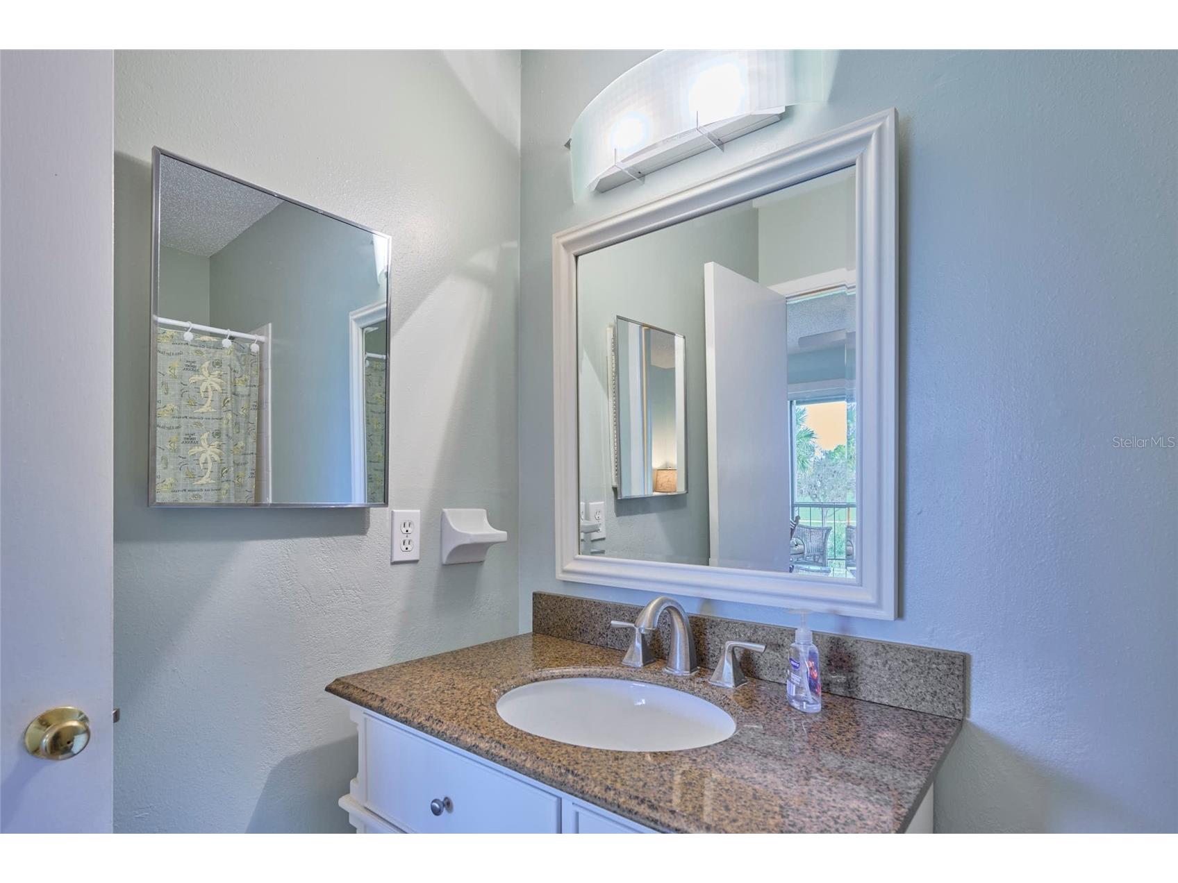 3647 Edgewater Drive Sebring FL 33872 - LAKE GRANADA P4936608 image32