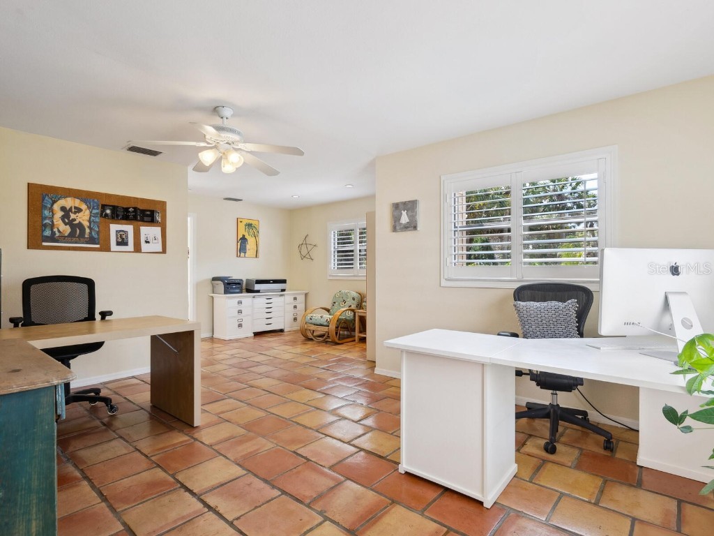 3648 Beneva Oaks Boulevard Sarasota FL 34238 A4643238 image13