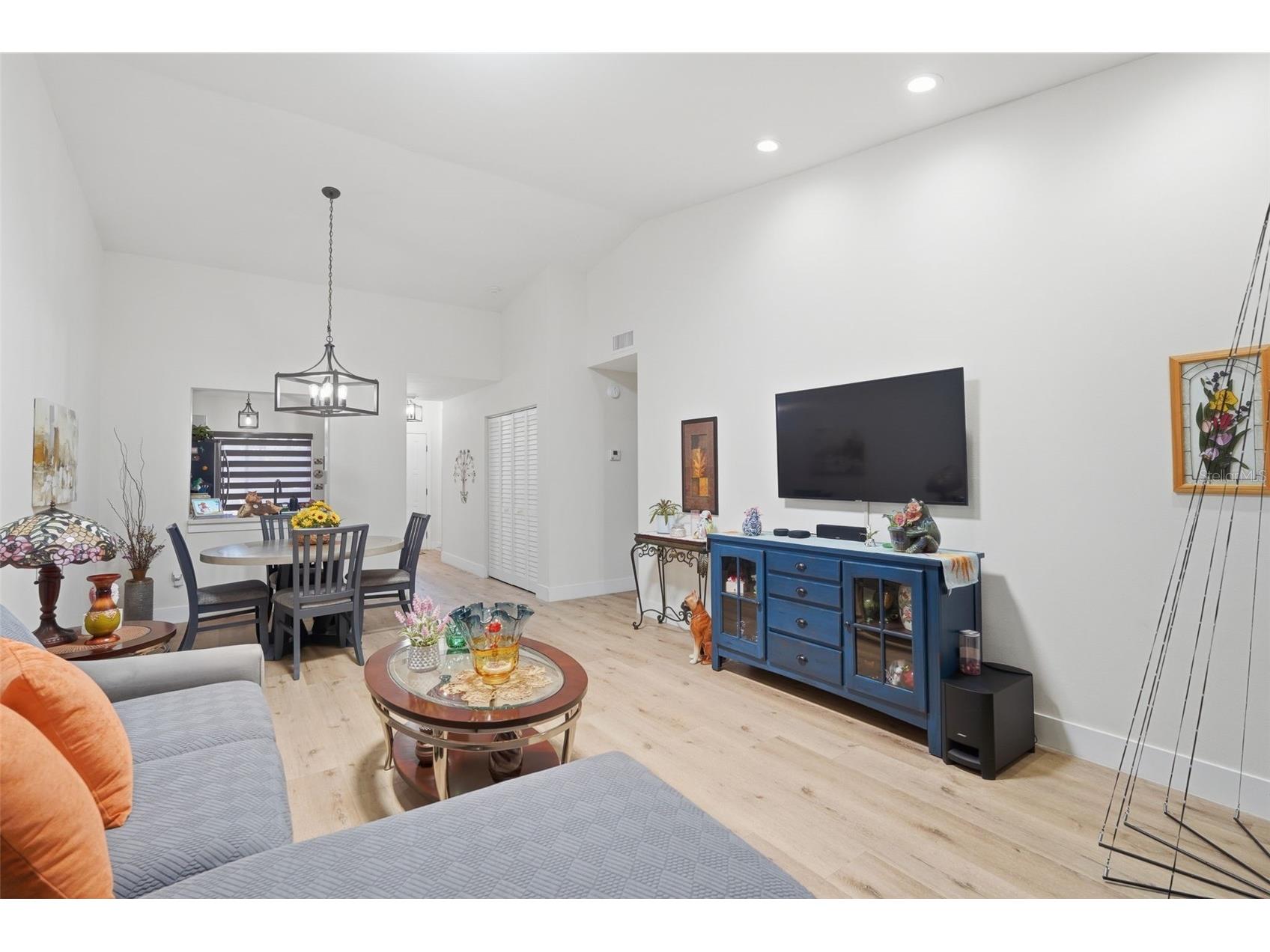 3649 Wash Road #B Lake Worth FL 33467 OM723683 image6