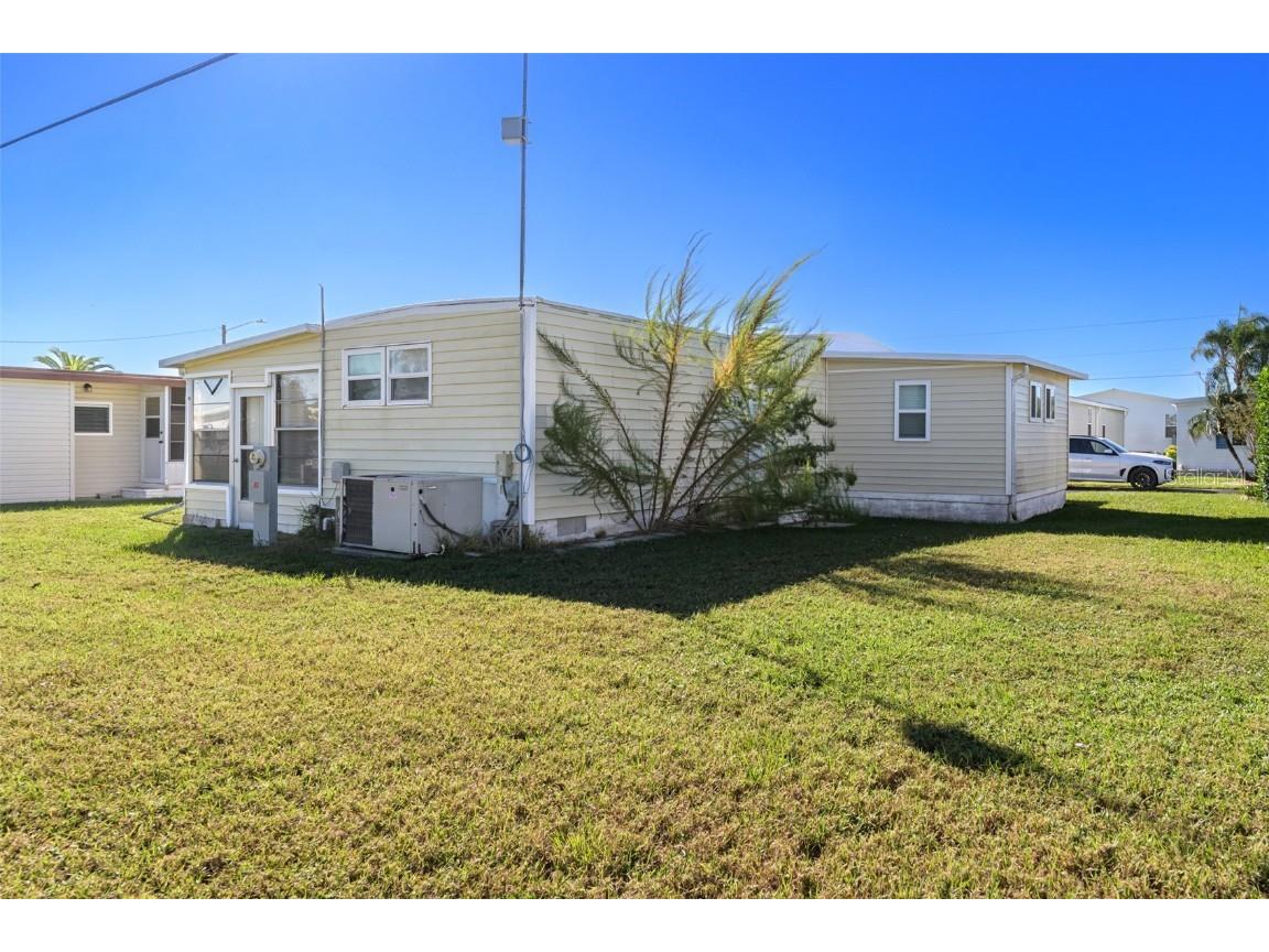 365 Andros Drive Sarasota FL 34233 A4668425 image19