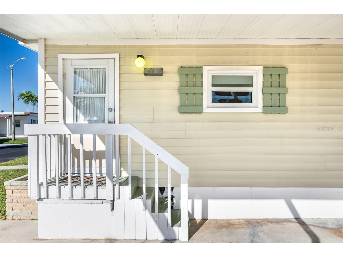 365 Andros Drive Sarasota FL 34233 A4668425 image4