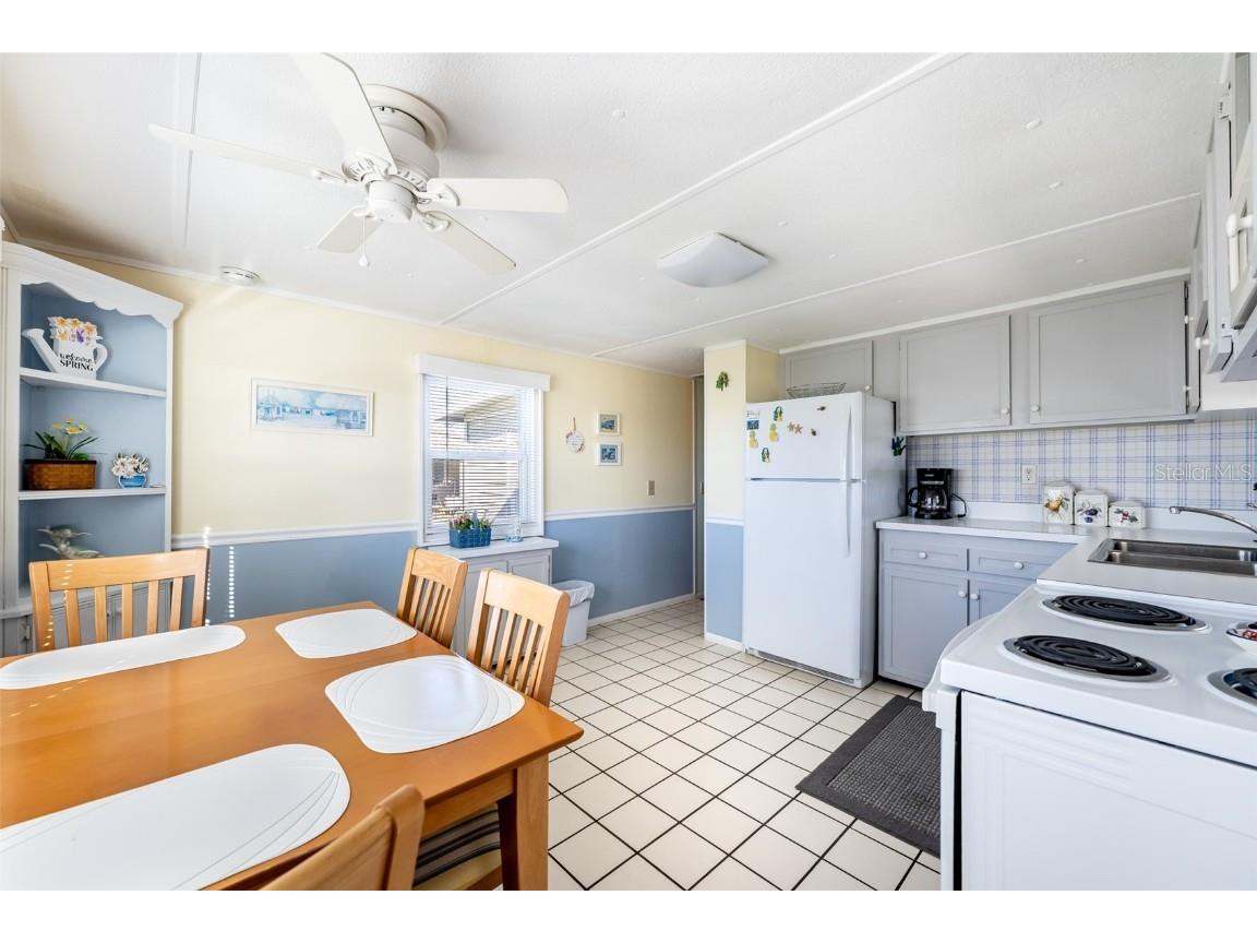 365 Andros Drive Sarasota FL 34233 A4668425 image6