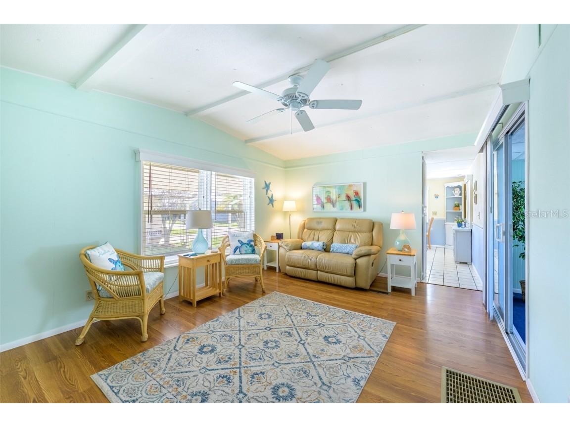 365 Andros Drive Sarasota FL 34233 A4668425 image9