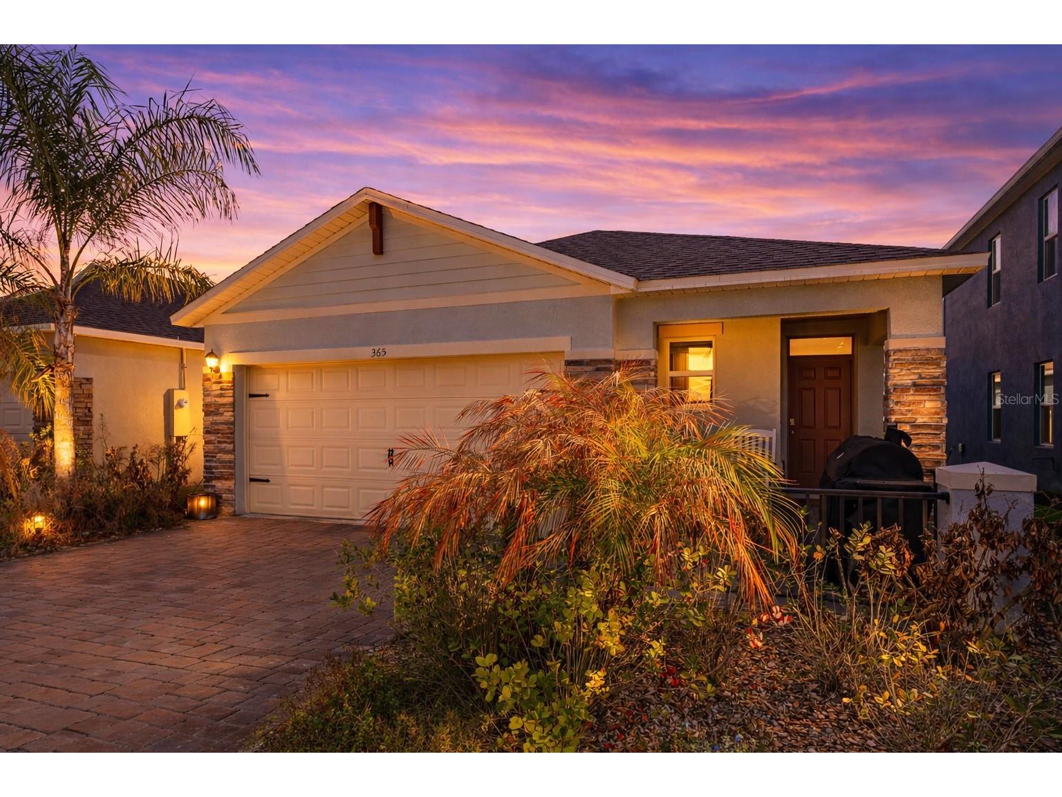 365 Caryota Court New Smyrna Beach FL 32168 V4947829 image1