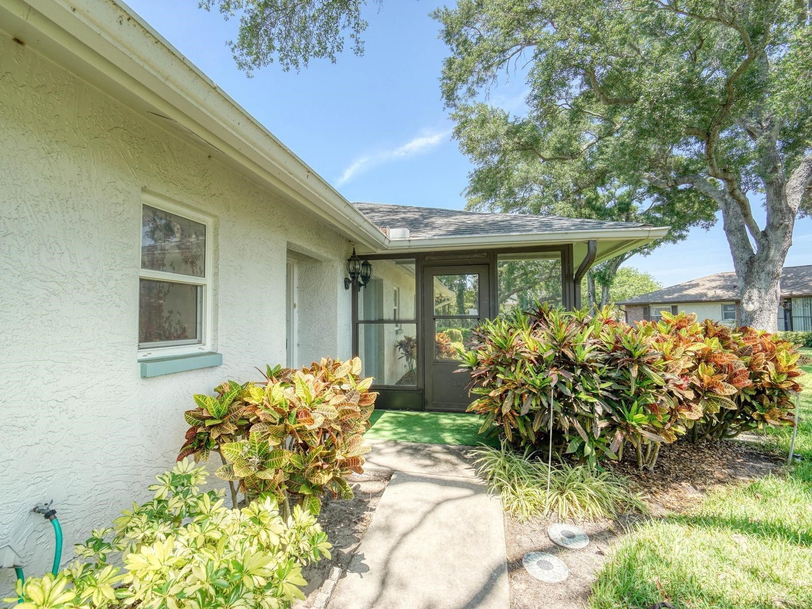 365 Durham Court Dunedin FL 34698 TB8472325 image2