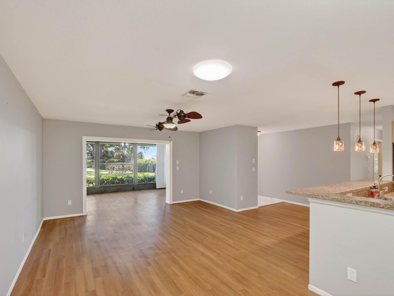 365 Durham Court Dunedin FL 34698 TB8472325 image8
