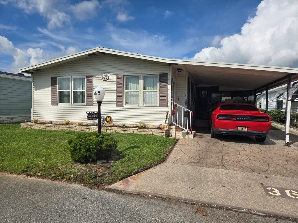 365 Melbourn Drive Haines City FL 33844 - LAKE HENRY P4932218 image1