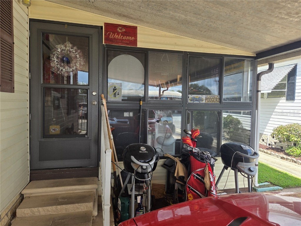 365 Melbourn Drive Haines City FL 33844 - LAKE HENRY P4932218 image7