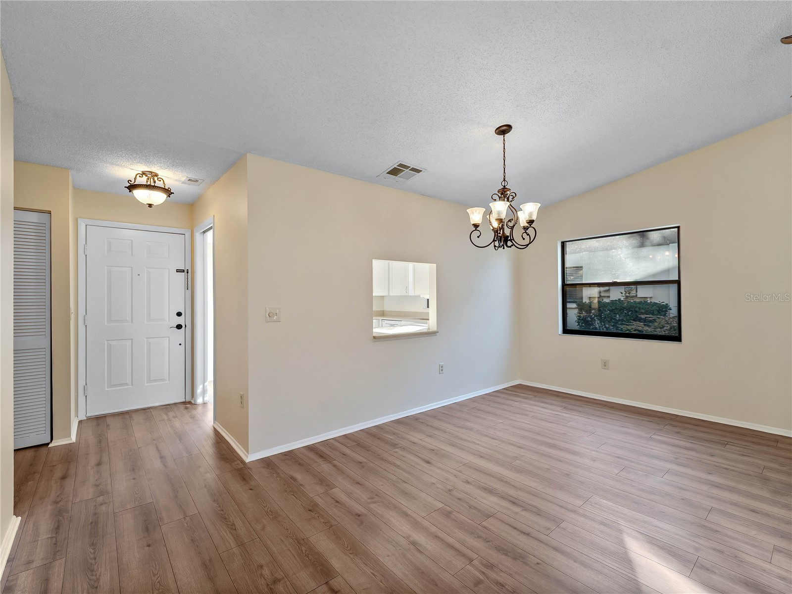 365 Oak Hill Way #32 Sarasota FL 34232 A4677958 image12