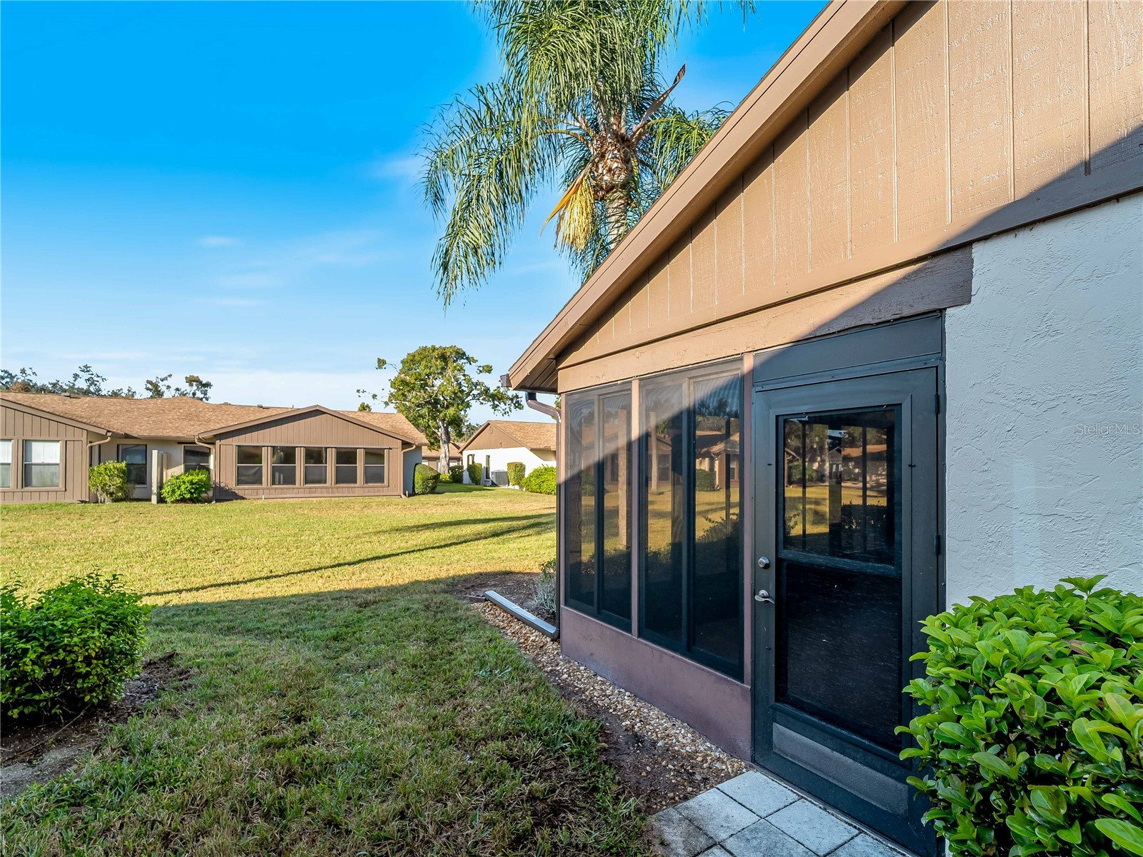 365 Oak Hill Way #32 Sarasota FL 34232 A4677958 image37