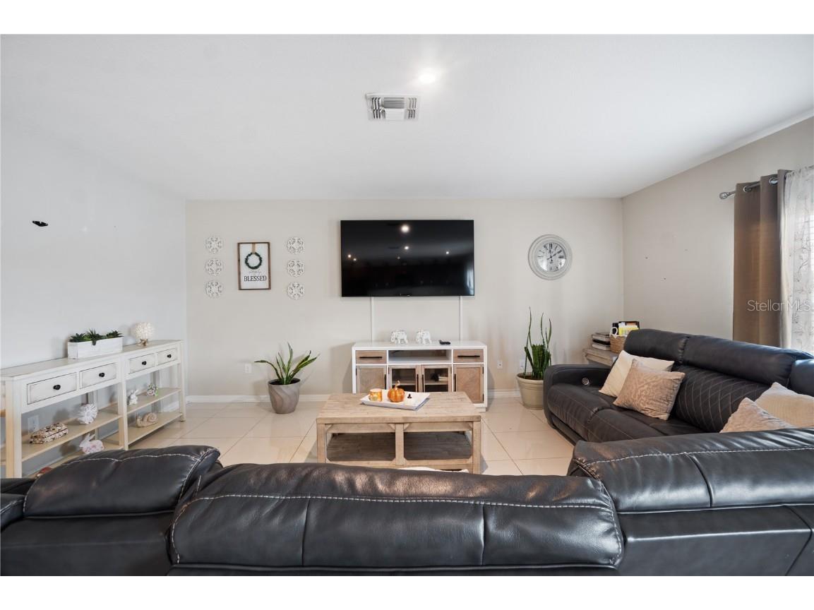 365 Quarry Rock Circle Kissimmee FL 34758 O6340848 image10