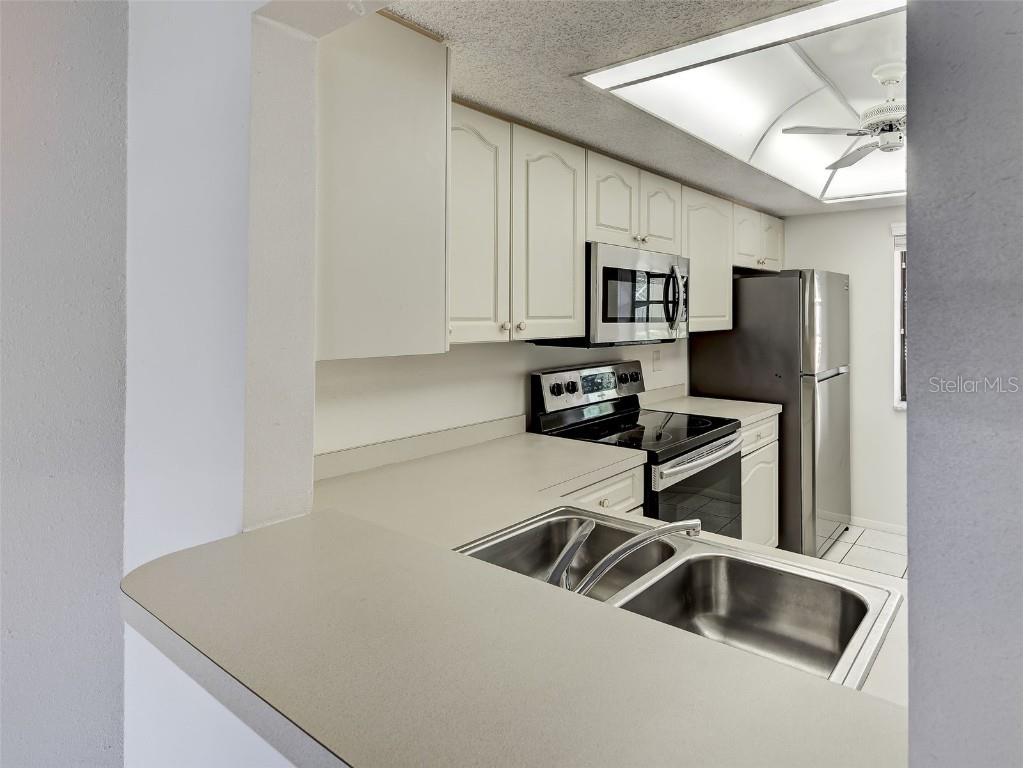 365 Three Lakes Lane #K Venice FL 34285 N6141290 image10