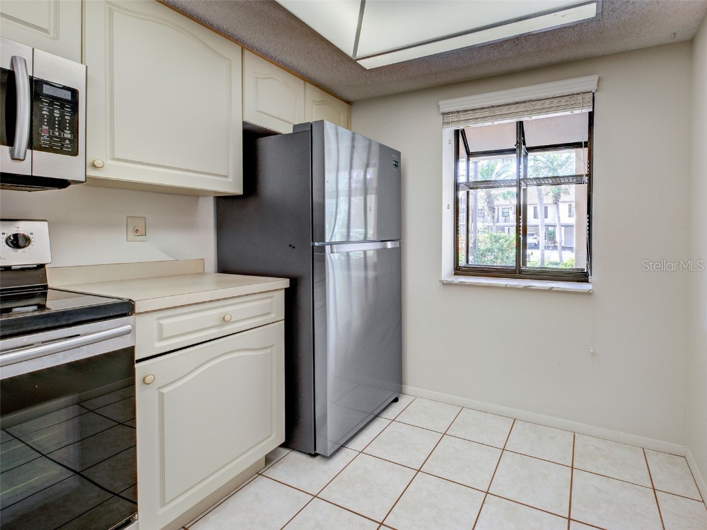 365 Three Lakes Lane #K Venice FL 34285 N6141290 image7